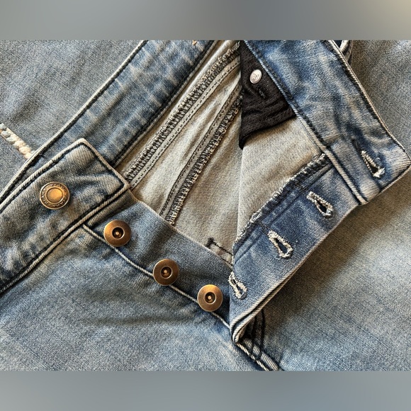 Prana - Buxton Jean - in dusted blue denim wash - Picture 3 of 9